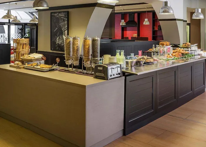 Ibis Paris Tour Eiffel Cambronne 15Eme Hotel